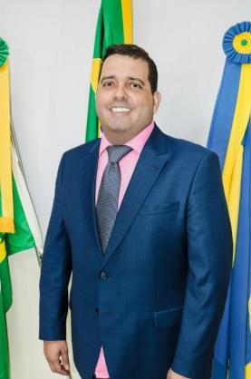 Gustavo