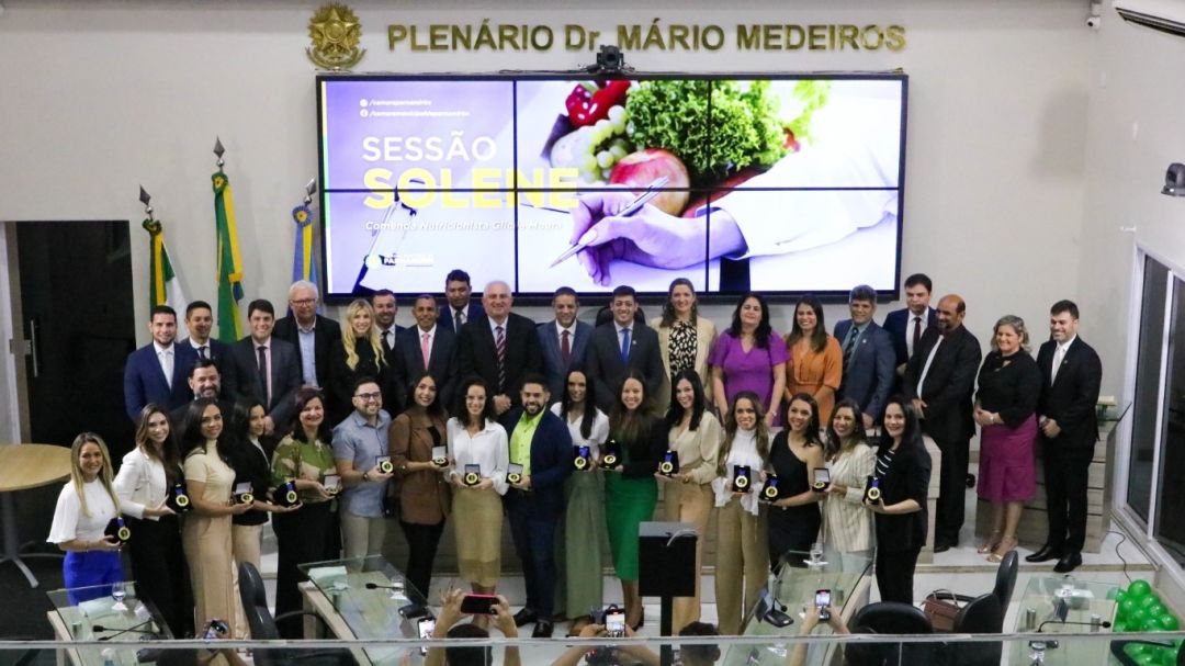 Sessão Solene - Dia do Pessoal - Foto 15